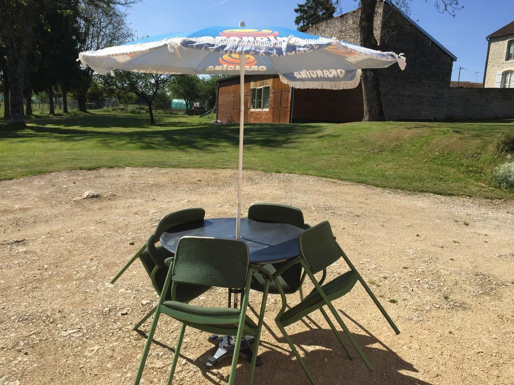 Au Repos De La Blaise Vendégház Kültér fotó
