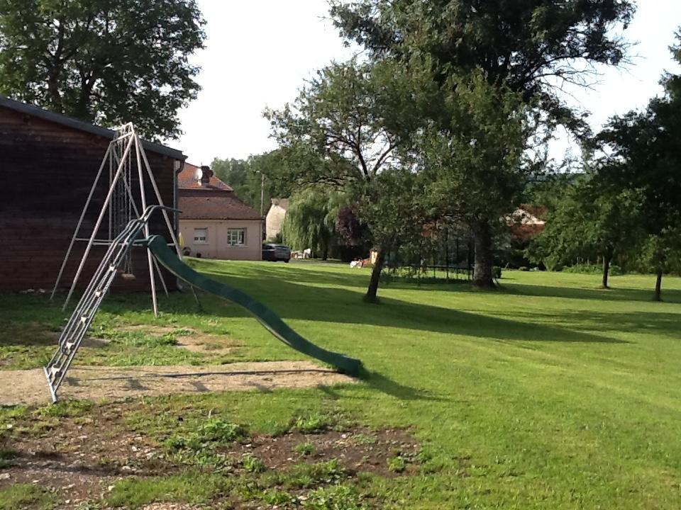 Au Repos De La Blaise Vendégház Kültér fotó